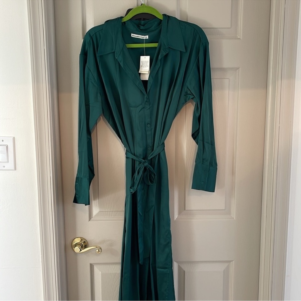 Abercrombie Emerald Green Button-Up Dress